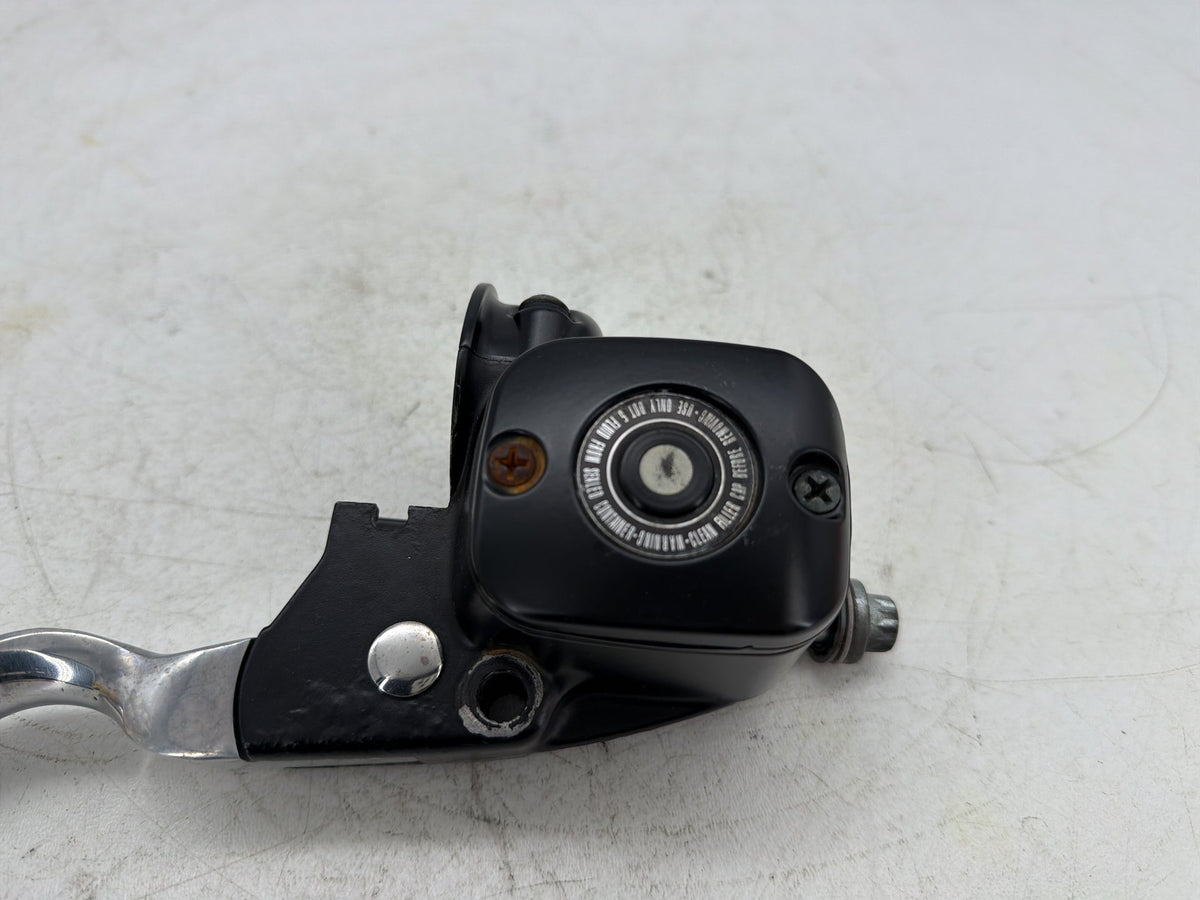 2001 Harley Softail Deuce FXSTD OEM Front Right Brake Lever Master Cylinder