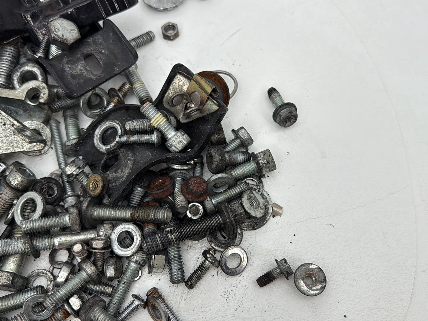 2007 - 2011 Harley-Davidson Touring Street Glide Hardware Bolts Nuts & Brackets