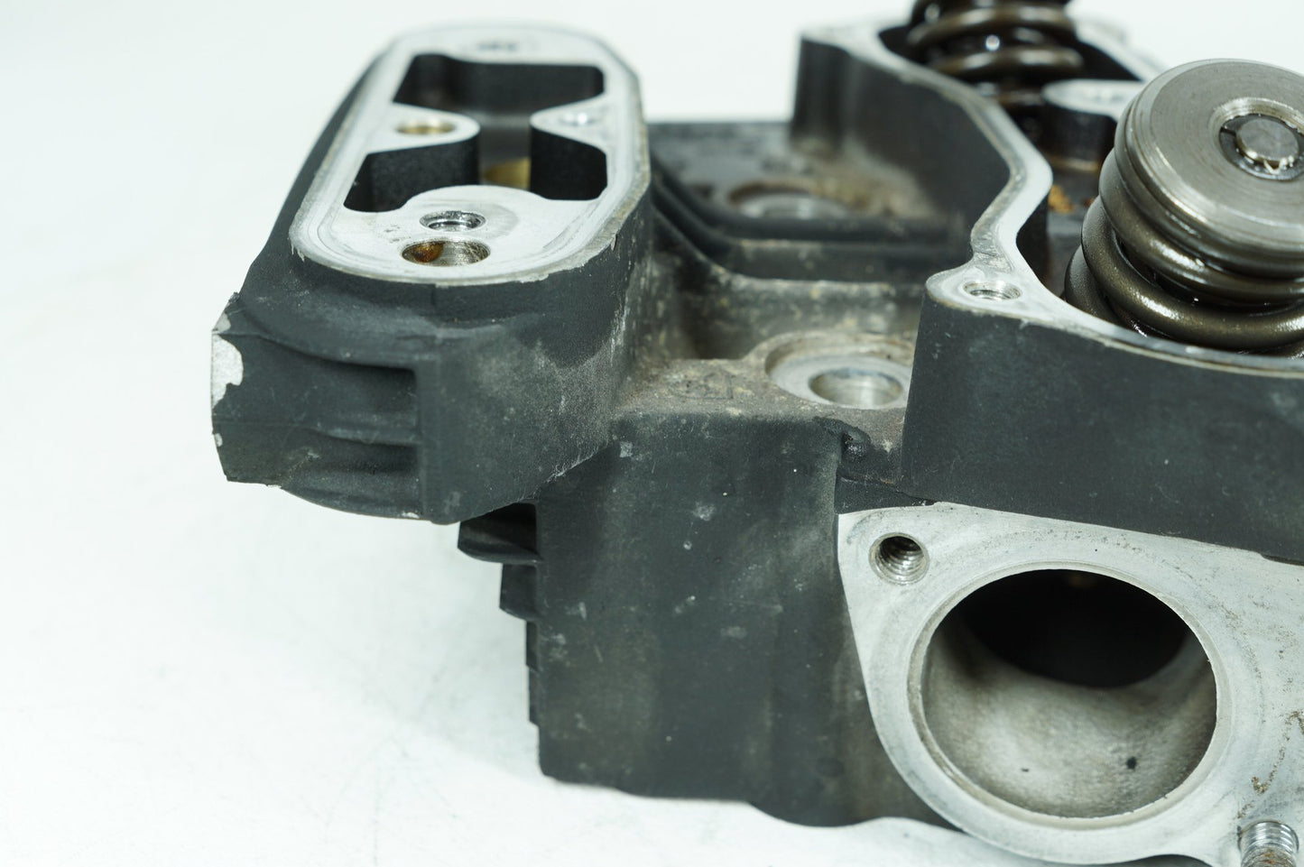1984 - 1998 Harley-Davidson Touring Electra Glide Ultra Rear Twin Cam Engine Cylinder Head 16720-84C