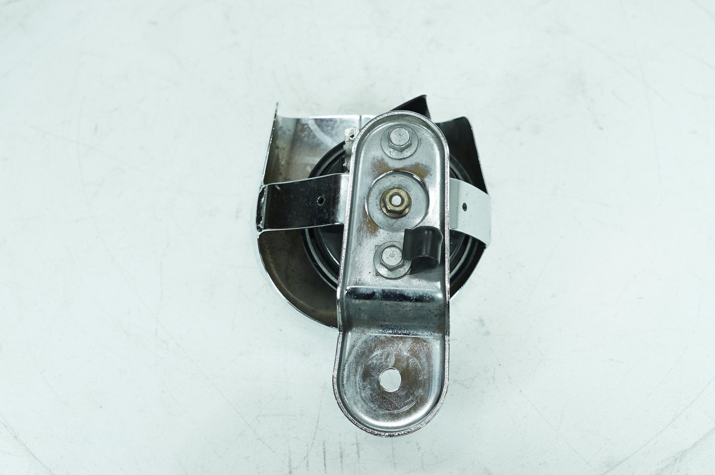 2004 - 2013 Harley-Davidson Sportster Custom Horn Signal Klaxon Chrome Cover 69012-93A