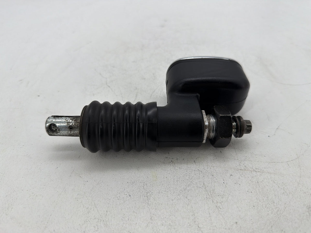 01 Harley Electra Glide Touring Classic OEM Rear Brake Master Cylinder Reservoir