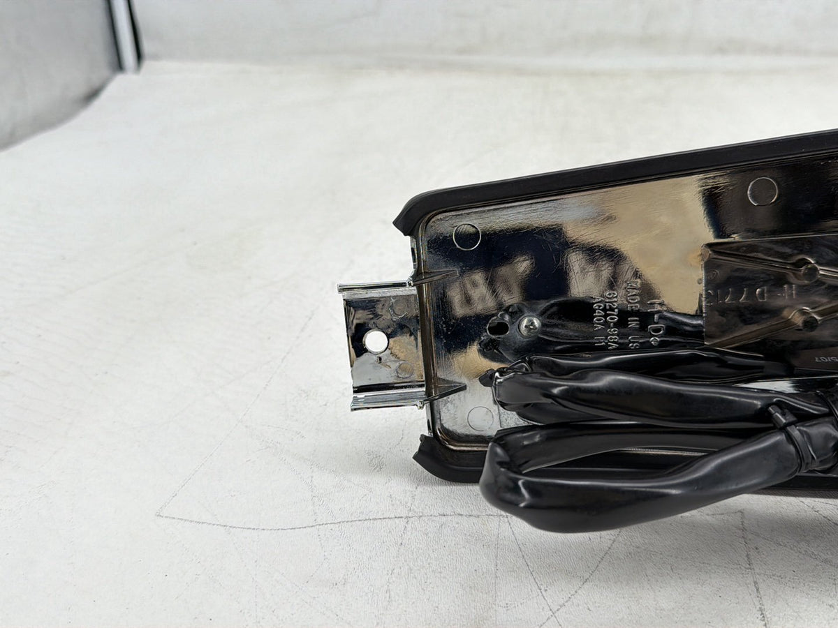 2007 Harley Electra Glide Touring Ultra OEM Fuel Gas Tank Dash Console NOKey