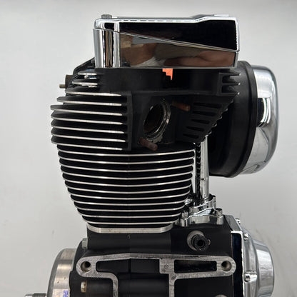 05 Harley Touring FLHRCI Road King Classic OEM EFI Twin Cam 88 Engine Motor 32K