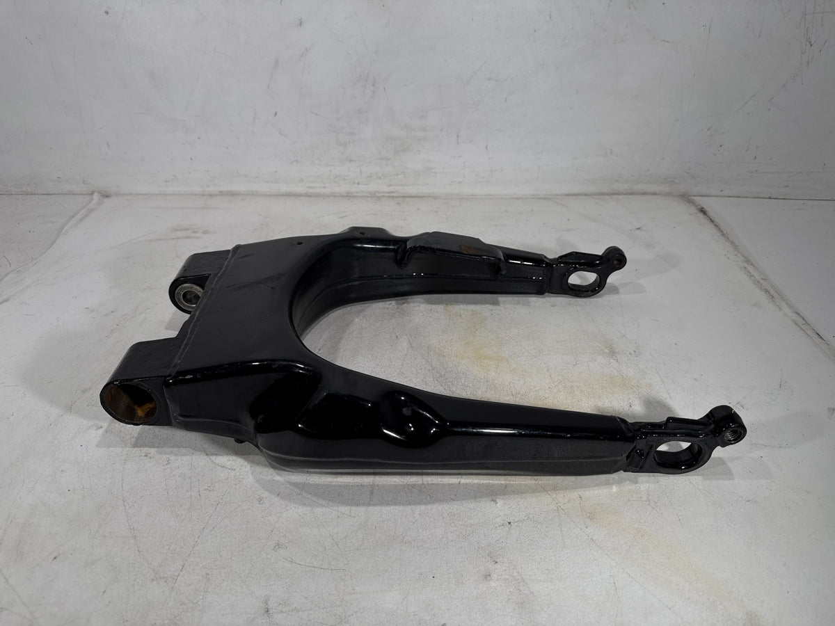2011 Harley Electra Glide Touring Ultra OEM Rear Fork Swingarm Swing Arm