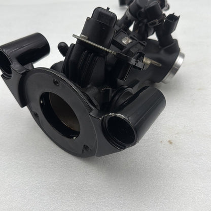 2007 - 2017 Harley-Davidson Dyna Wide Glide Engine Intake Manifold Throttle Body 27708-06A