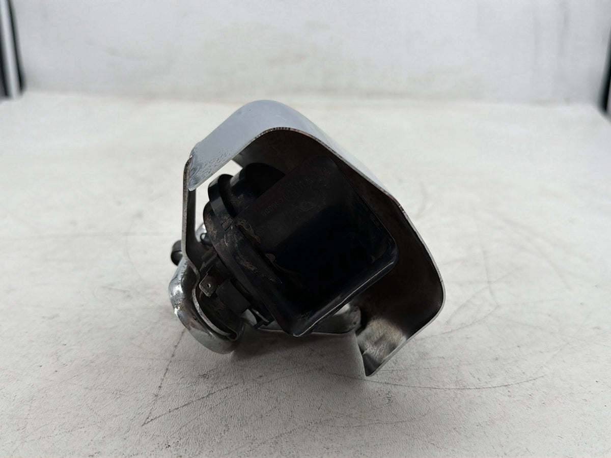 2010 Harley Electra Glide Touring Ultra OEM Horn Signal Klaxon Chrome Cover