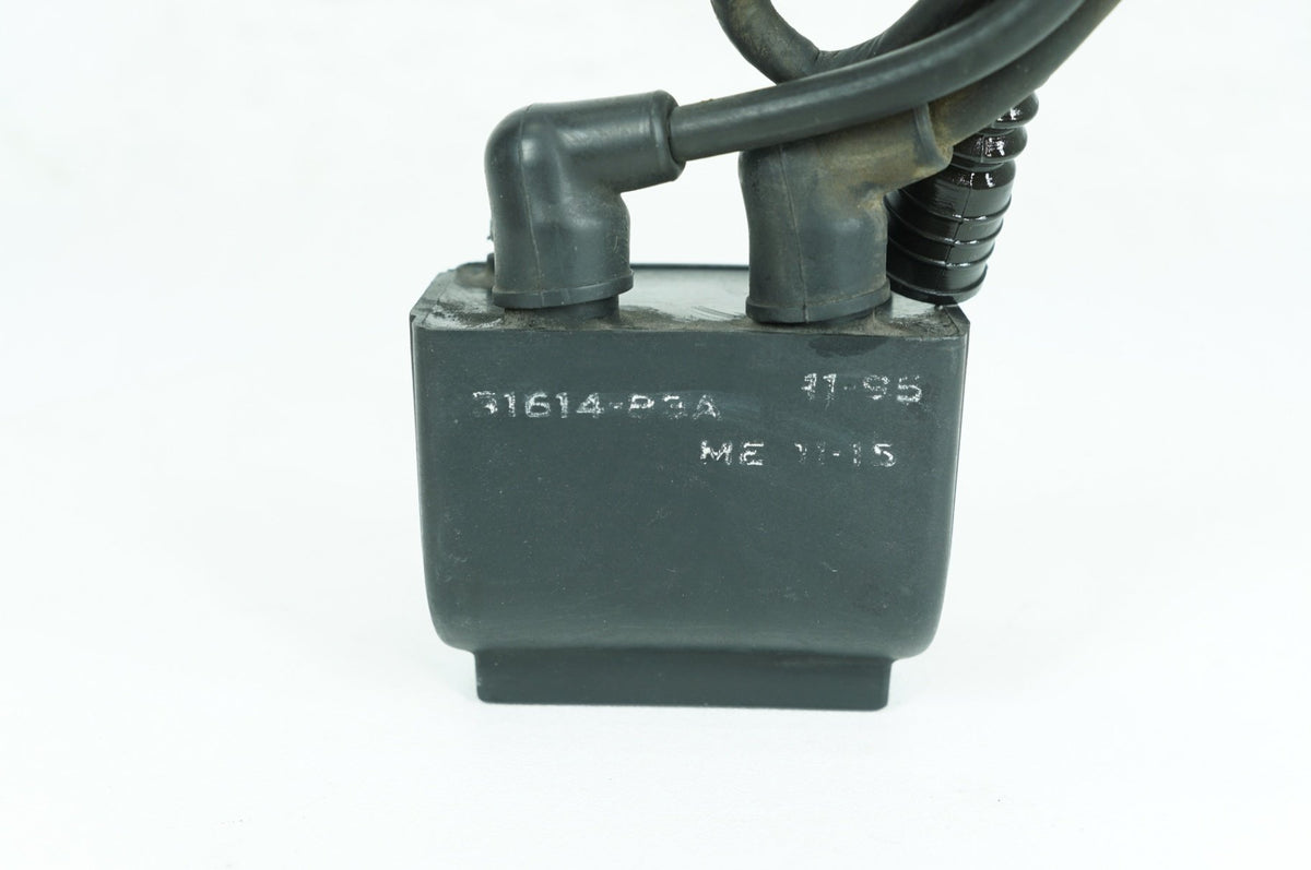 1996 Harley Touring Electra Glide Classic OEM Ignition Coil Spark Plugs Cable