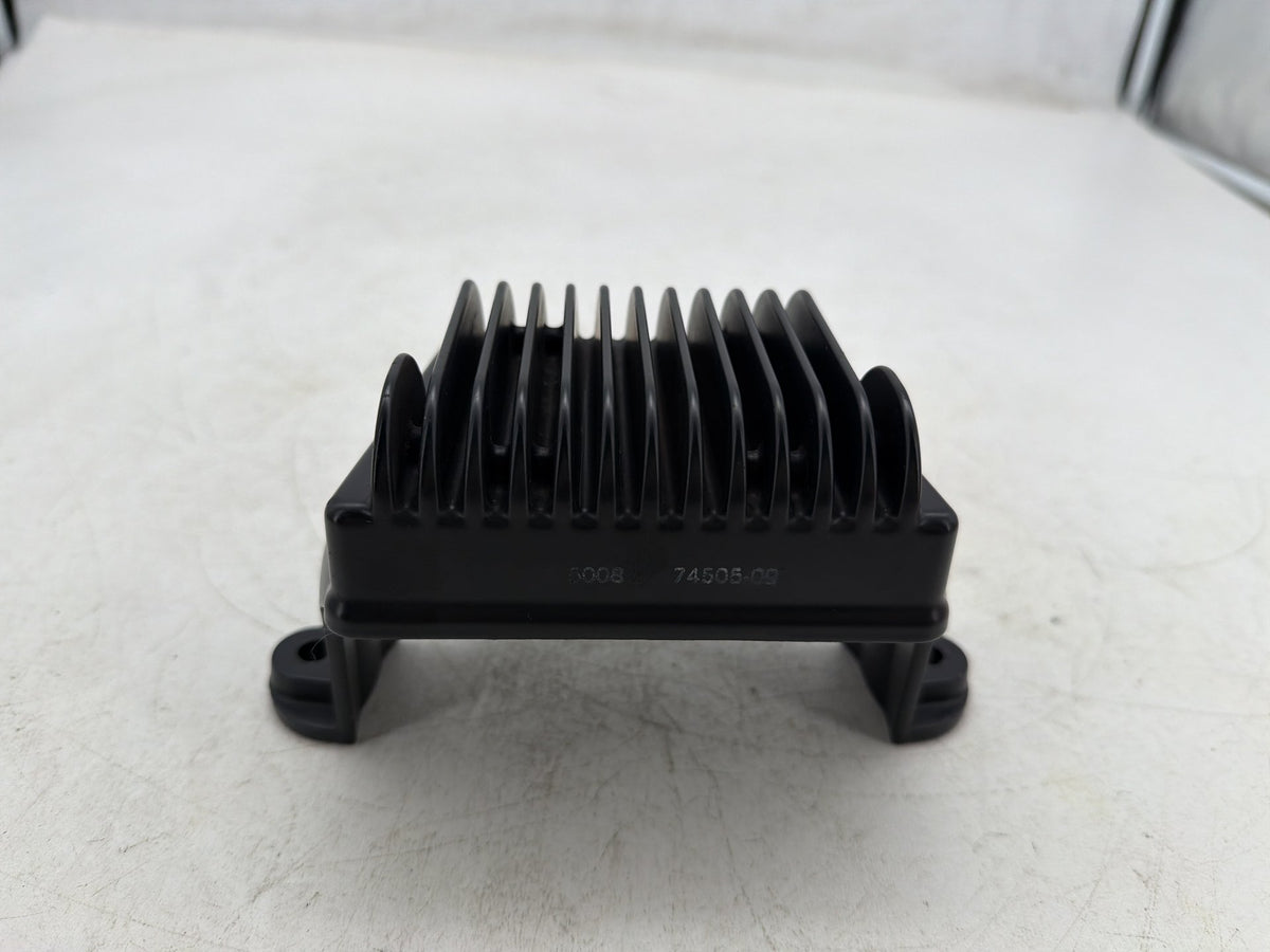 2009 Harley Street Glide Touring FLHX OEM Voltage Regulator Rectifier