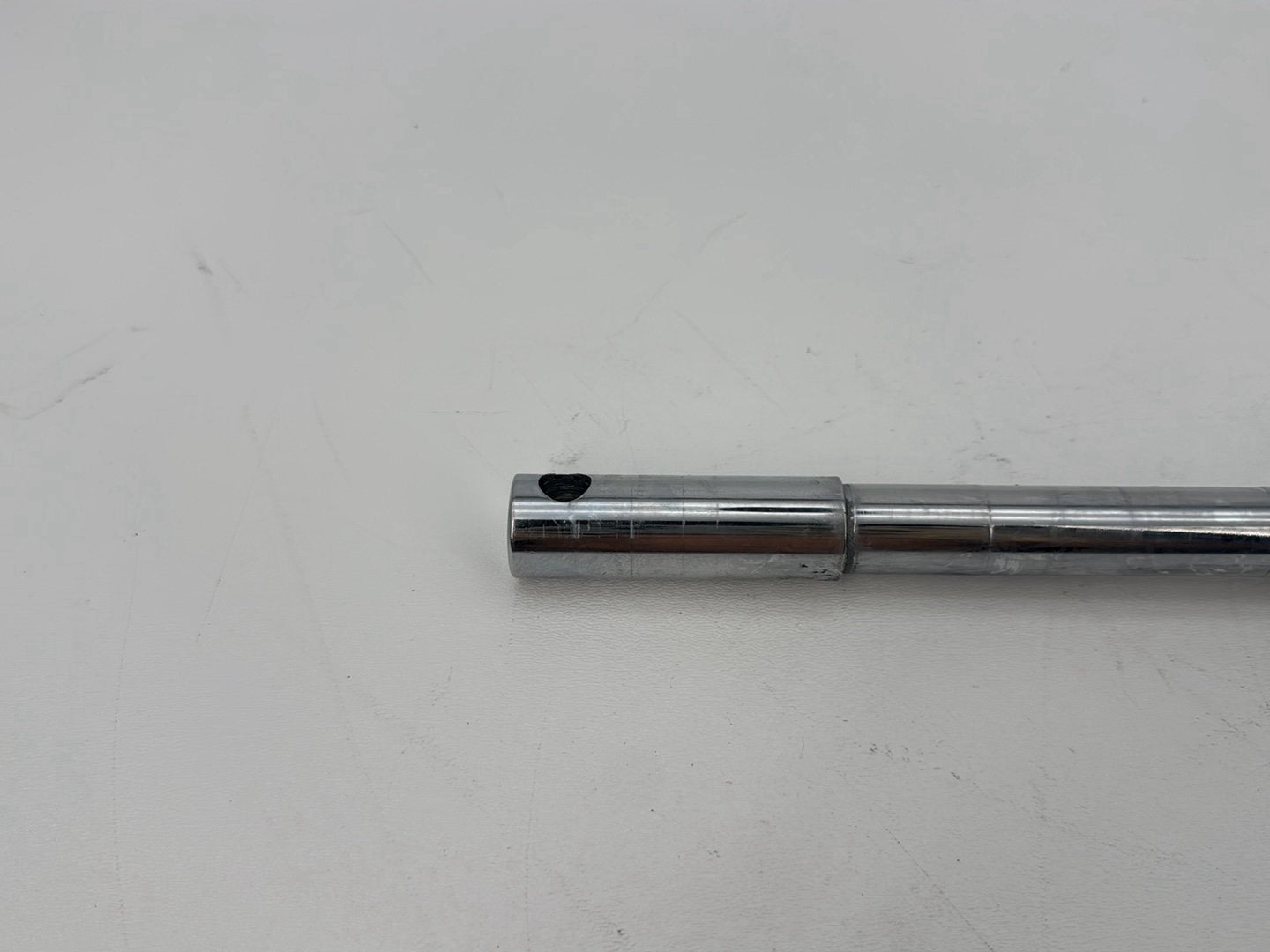 1999 - 2006 Harley-Davidson Dyna Low Rider Front Wheel Axle Bolt Shaft
