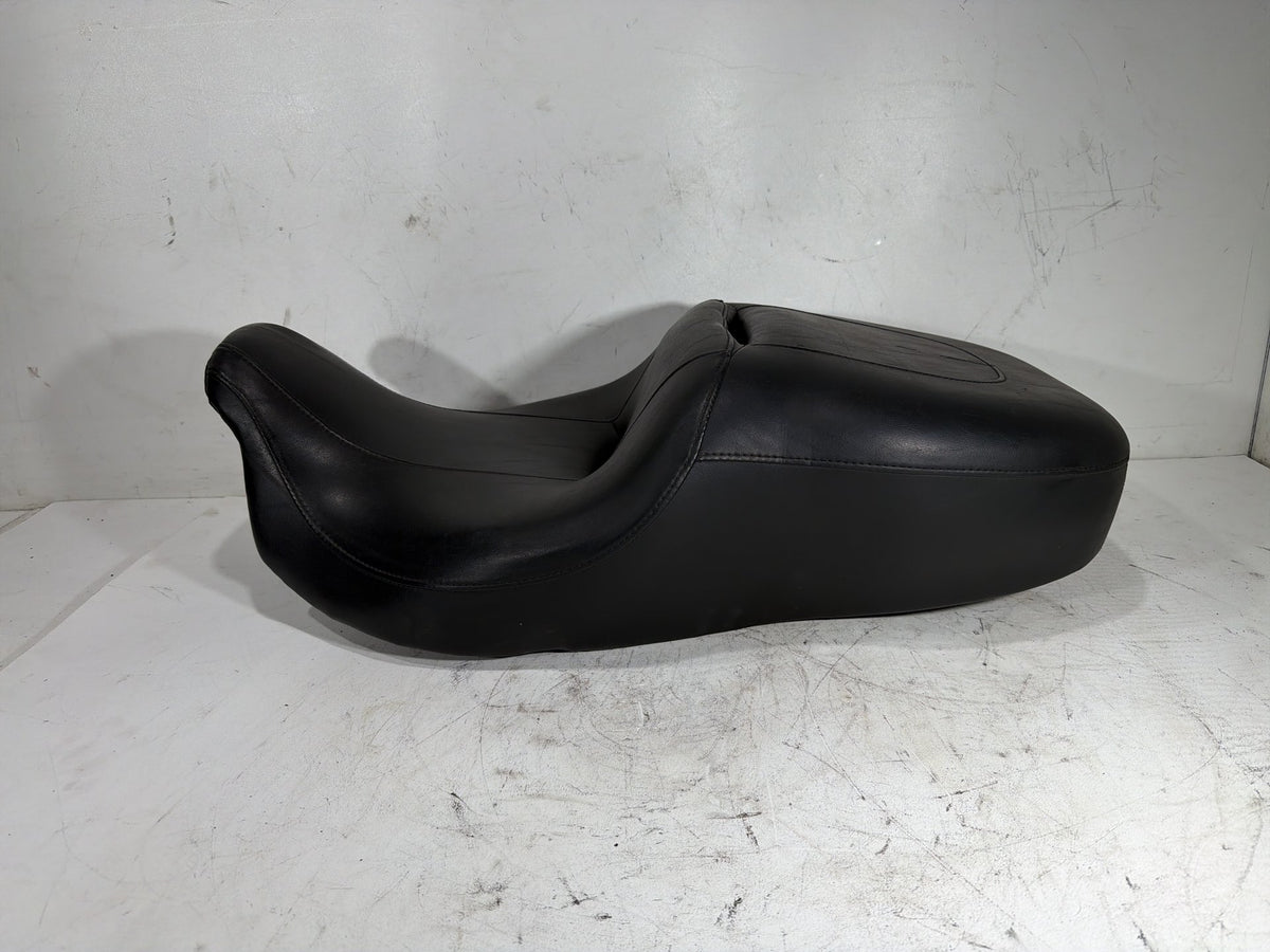 2011 Harley Electra Glide Touring Ultra OEM Passenger Rider Driver Seat Saddle