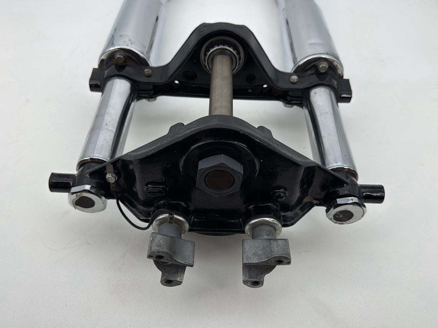 2013 Harley Street Glide Touring FLHX OEM Front Triple Tree Set & LH RH Fork Legs Sliders