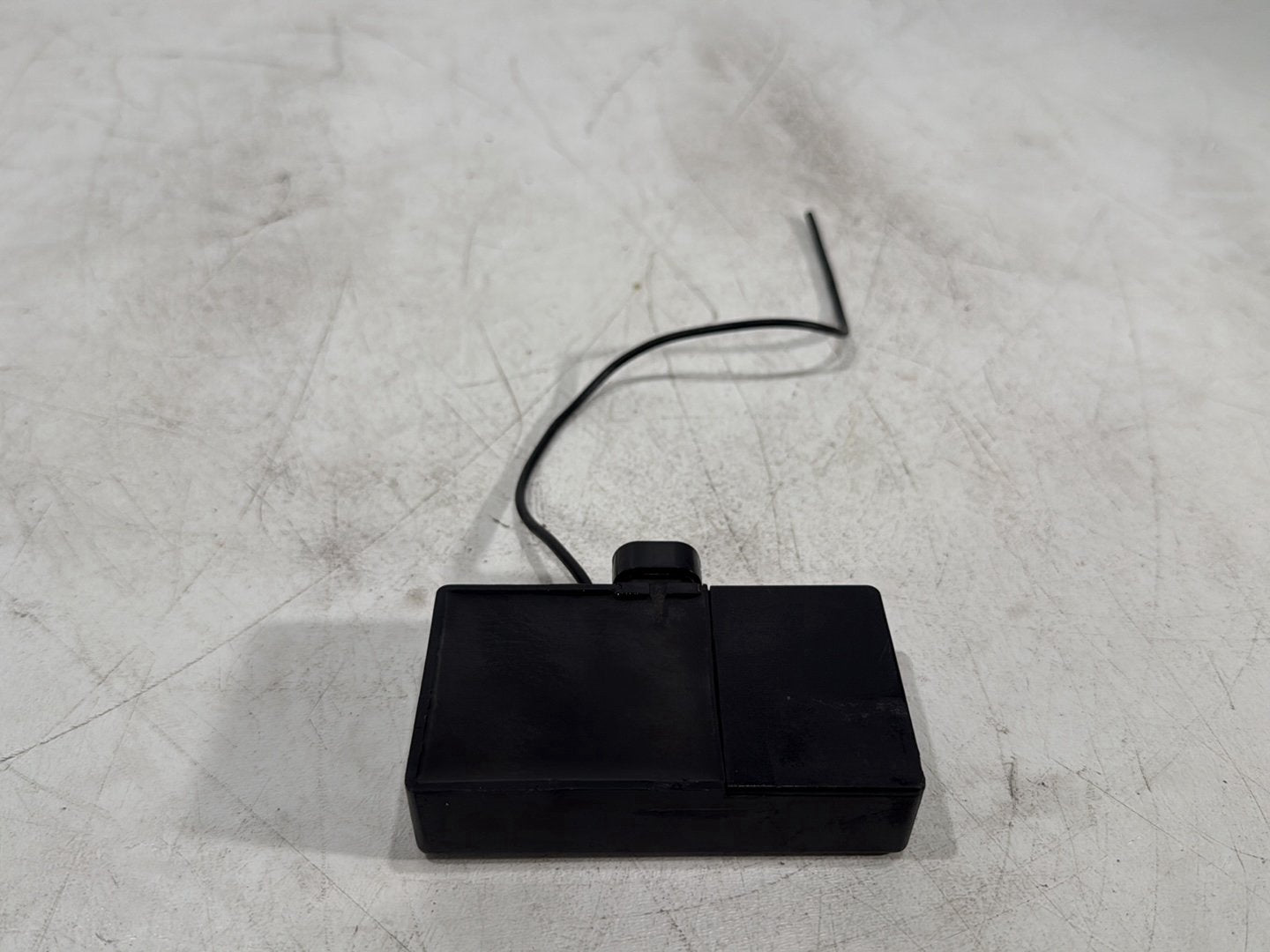 2015 Harley Dyna Low Rider FXDL OEM Security Alarm Control Module 68958-00