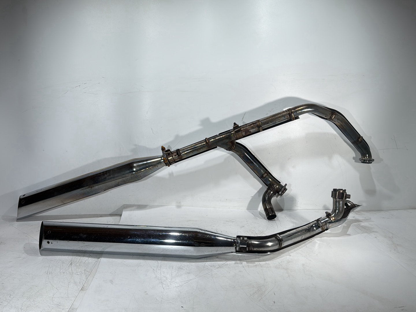 2006 Harley Electra Glide Touring Classic FLHTCI OEM Exhaust Header Pipes Muffler Vance & Hines