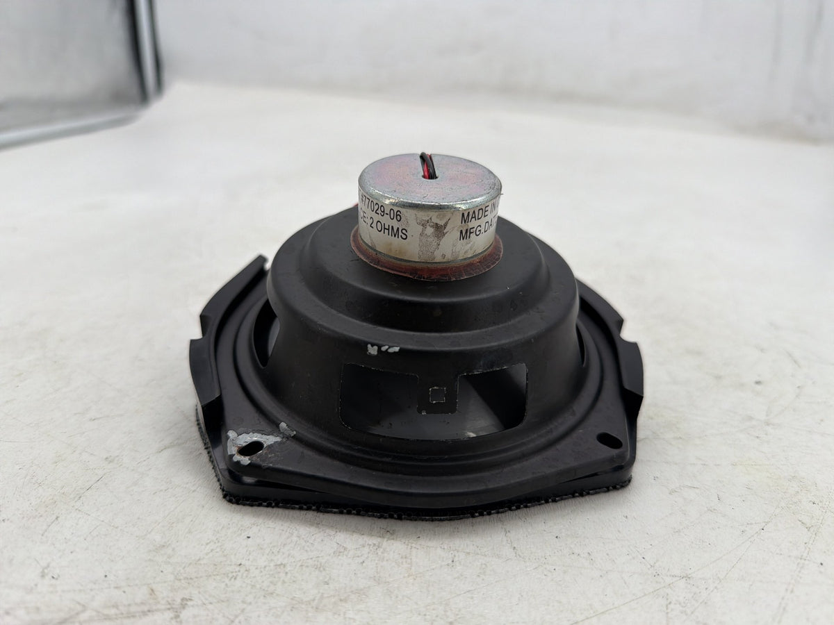 2009 Harley Street Glide Touring FLHX OEM Front 1 Sound Audio Speaker