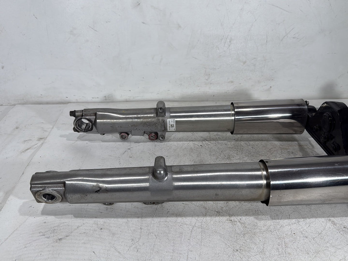 2011 Harley Street Glide Touring FLHX OEM Front Triple Tree Set & LH RH Fork Legs Sliders
