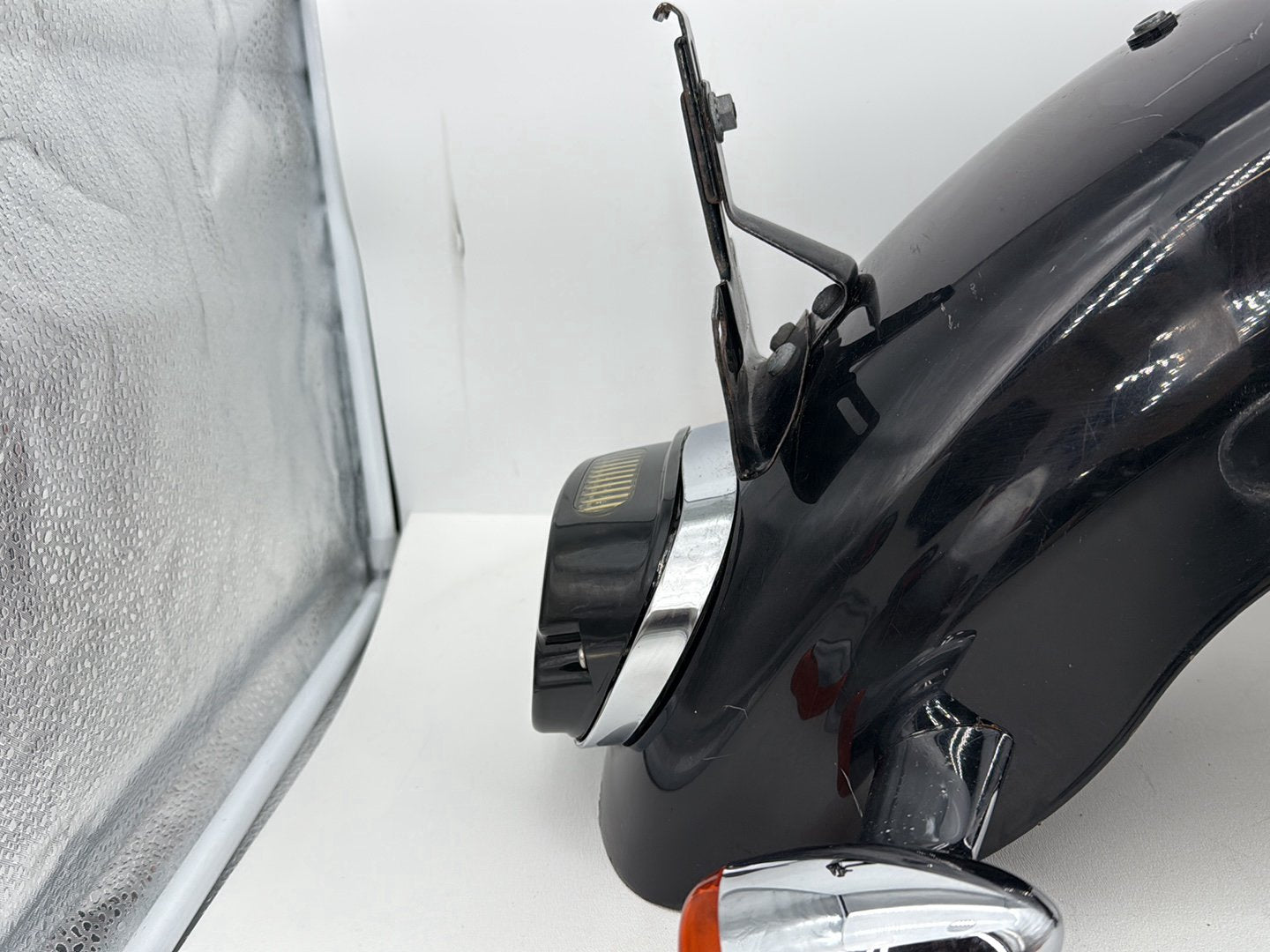 2004 - 2013 Harley-Davidson Sportster 883 Custom Rear Wheel Fender & Turn Signals Bar 59847-04