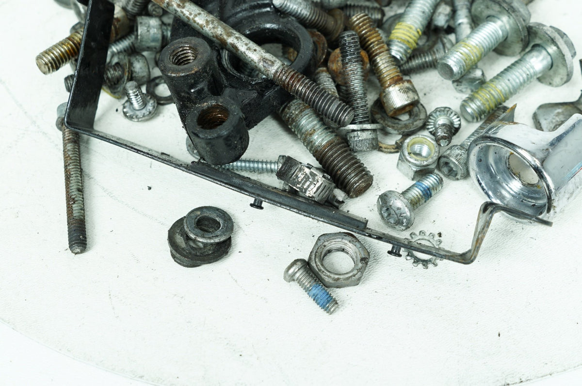2008 Harley-Davidson Sportster XL1200 C - Hardware Bolts Nuts & Brackets