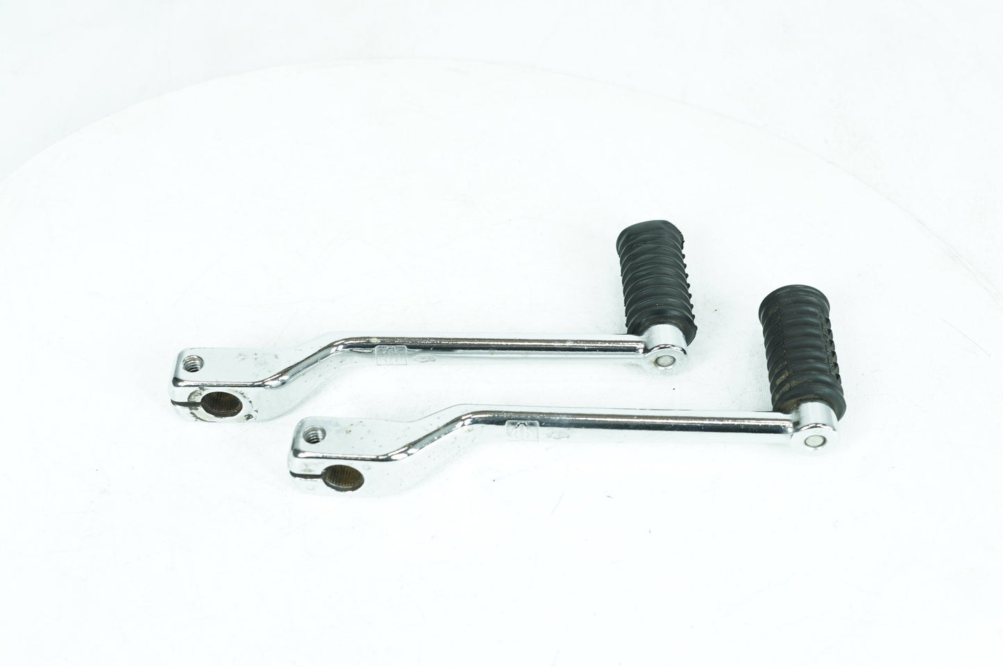 1999 - 2006 Harley-Davidson Softail Deluxe Gear Shifter Lever Pedal Pedals  	33895-82B