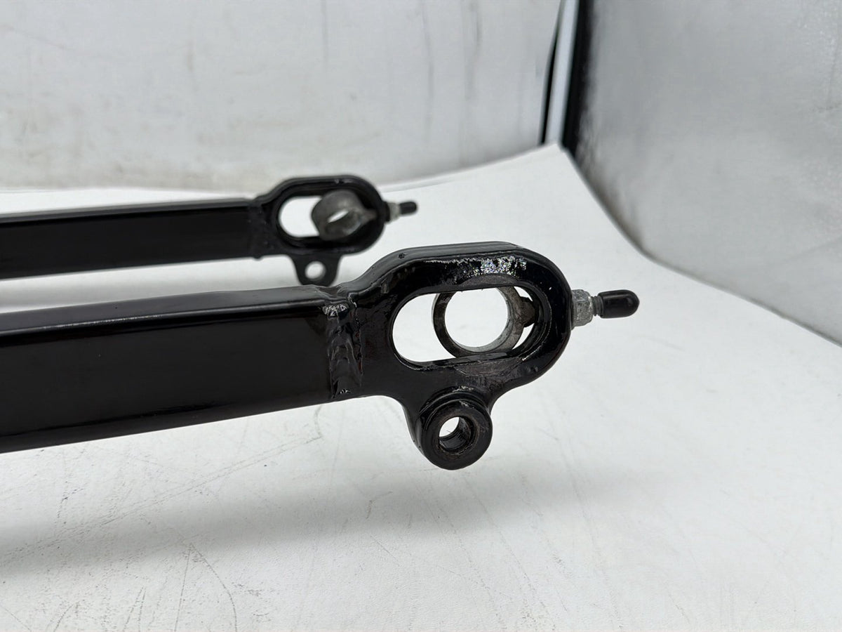 2006 Harley Sportster 1200 Low XL1200L OEM Rear Fork Swingarm Swing Arm