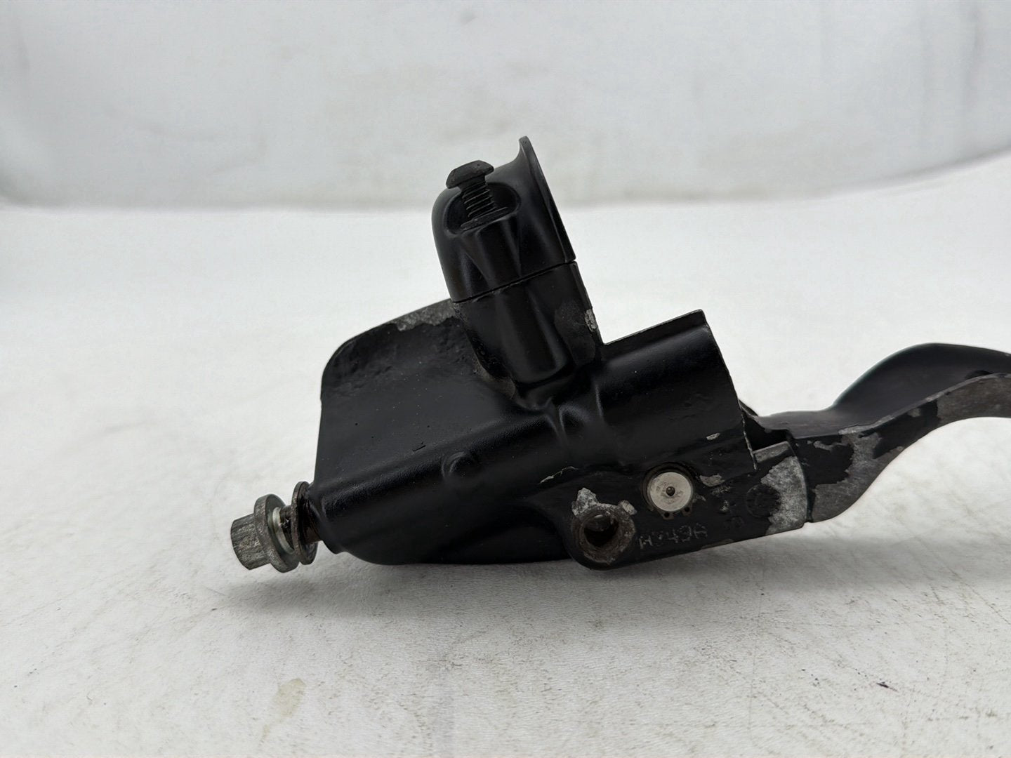 2009 Harley Dyna Street Bob FXDB OEM Front Right Brake Lever Master Cylinder
