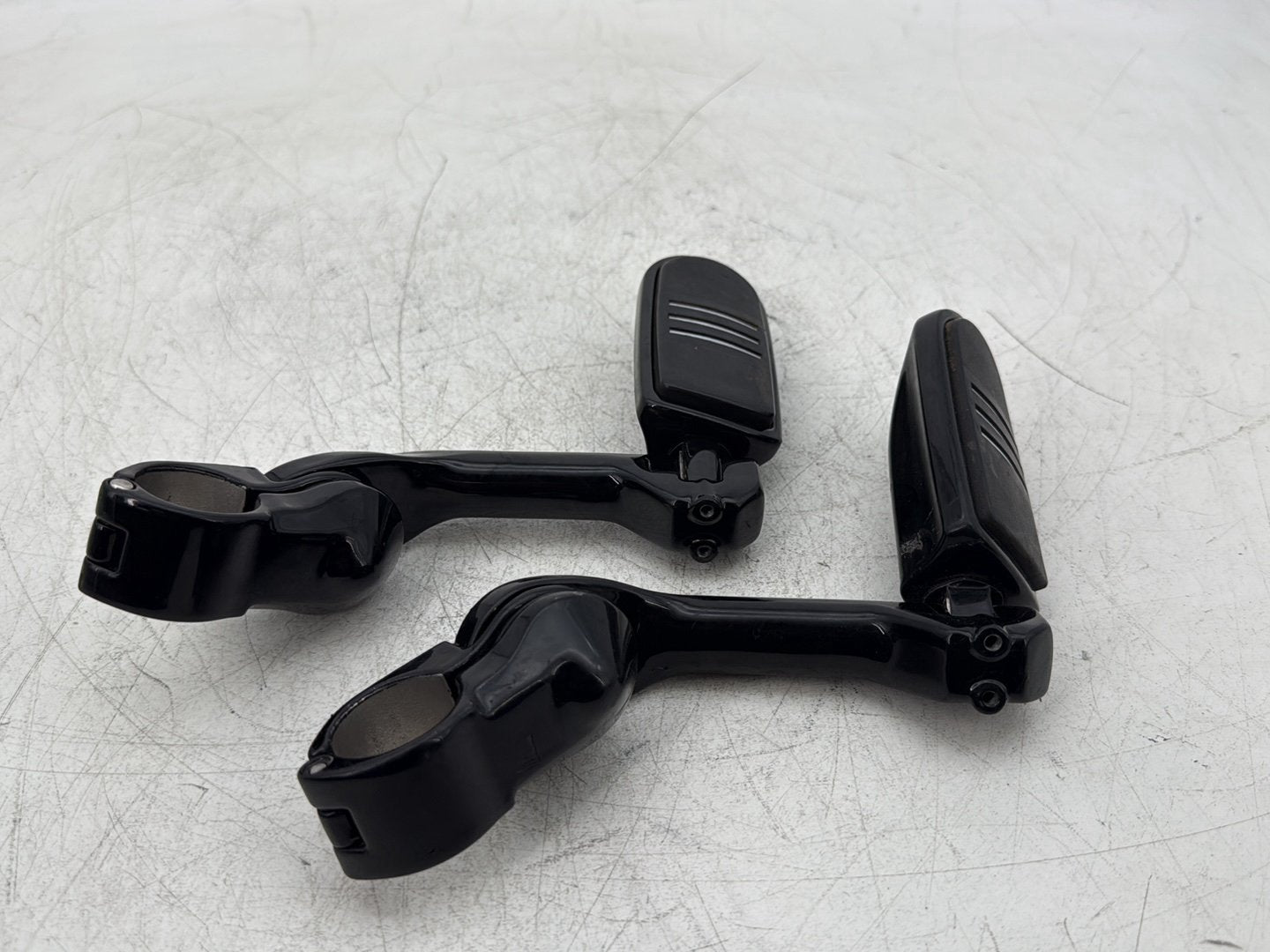 2012 Harley Road Glide Touring FLTRX Custom OEM Front Right Left Highway Foot Pegs