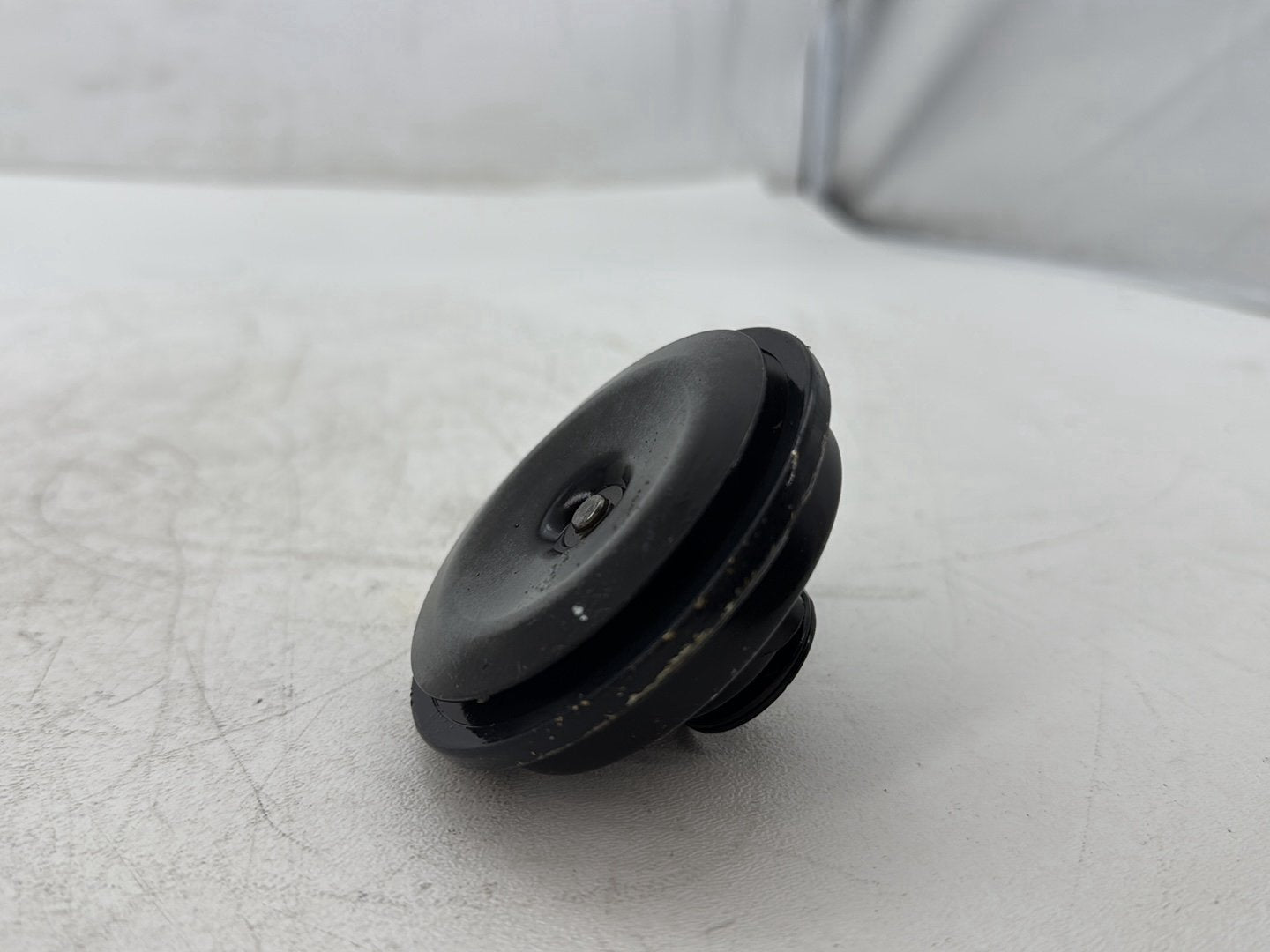 2001 Harley Sportster 883 Hugger XLH883 OEM Signal Horn Klaxon Beep