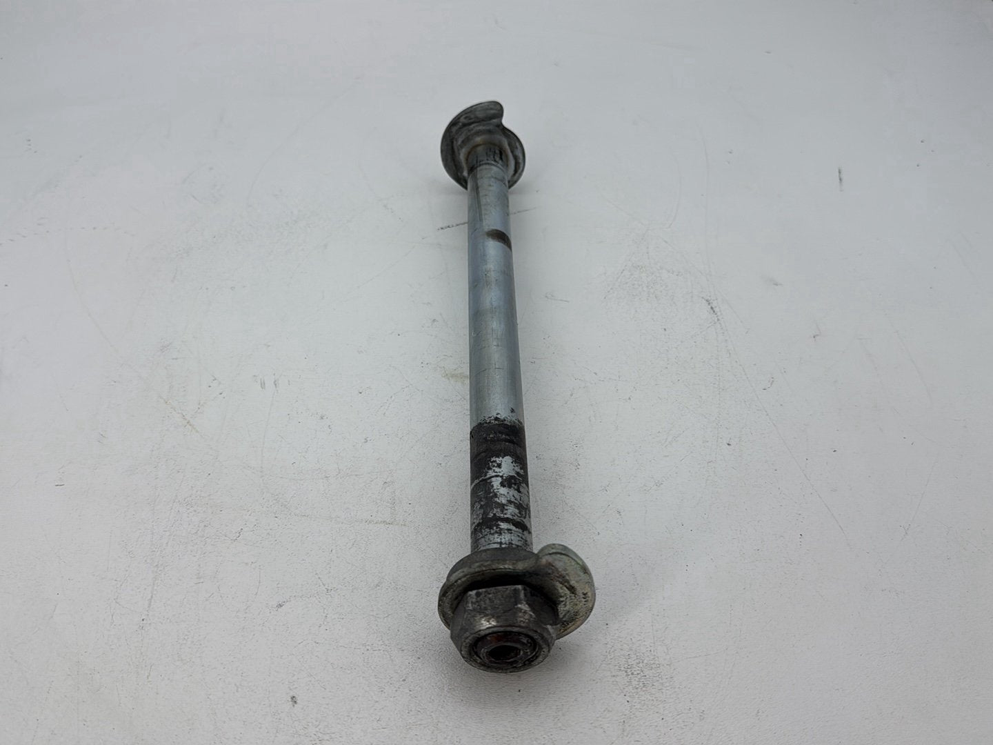 2014 Harley Electra Glide Touring CVO Screamin Eagle OEM Rear Wheel Axle Bolt Shaft