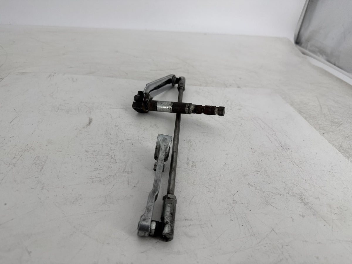2013 Harley Street Glide Touring FLHX OEM Gear Shifter Lever Arm w/ Rod linkage
