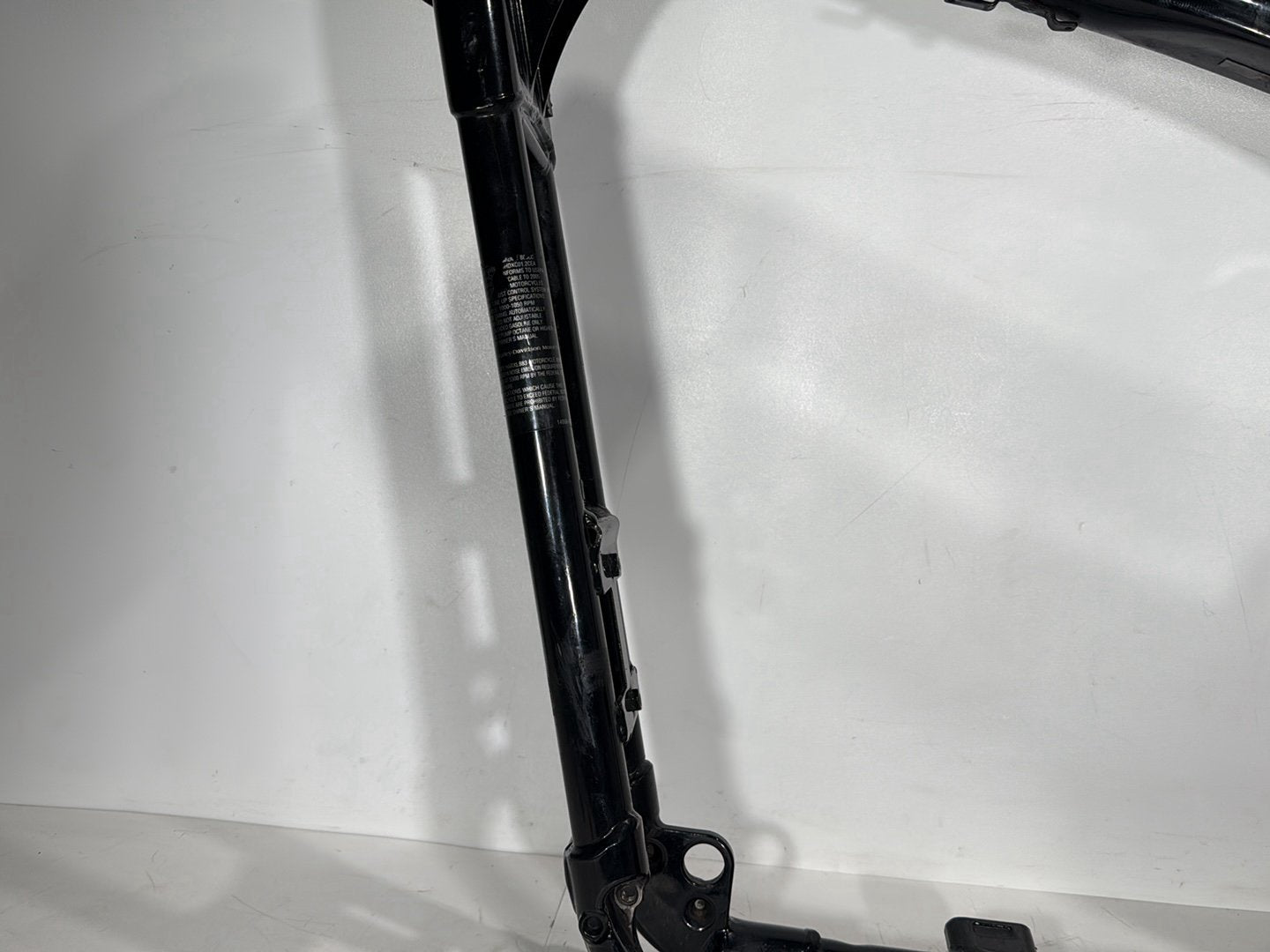 2005 Harley Sportster XL883C 883 Custom OEM Body Main Frame Chassis SLVG
