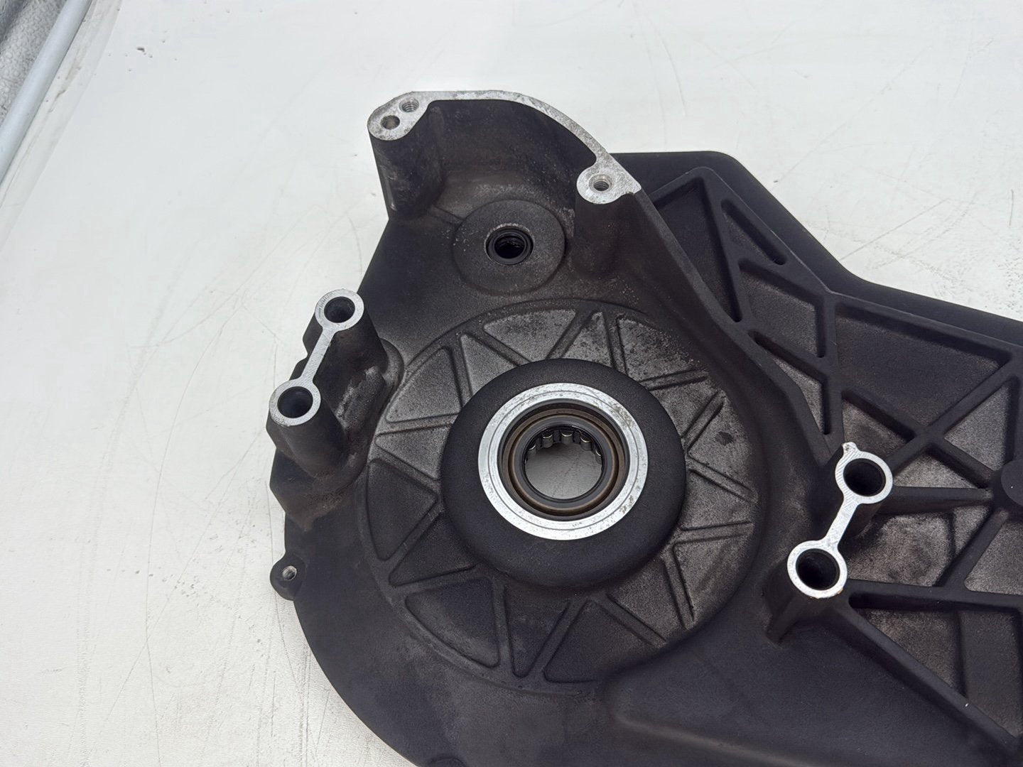 2006 Harley Softail FLSTCI Heritage Classic OEM Inner Primary Clutch Cover