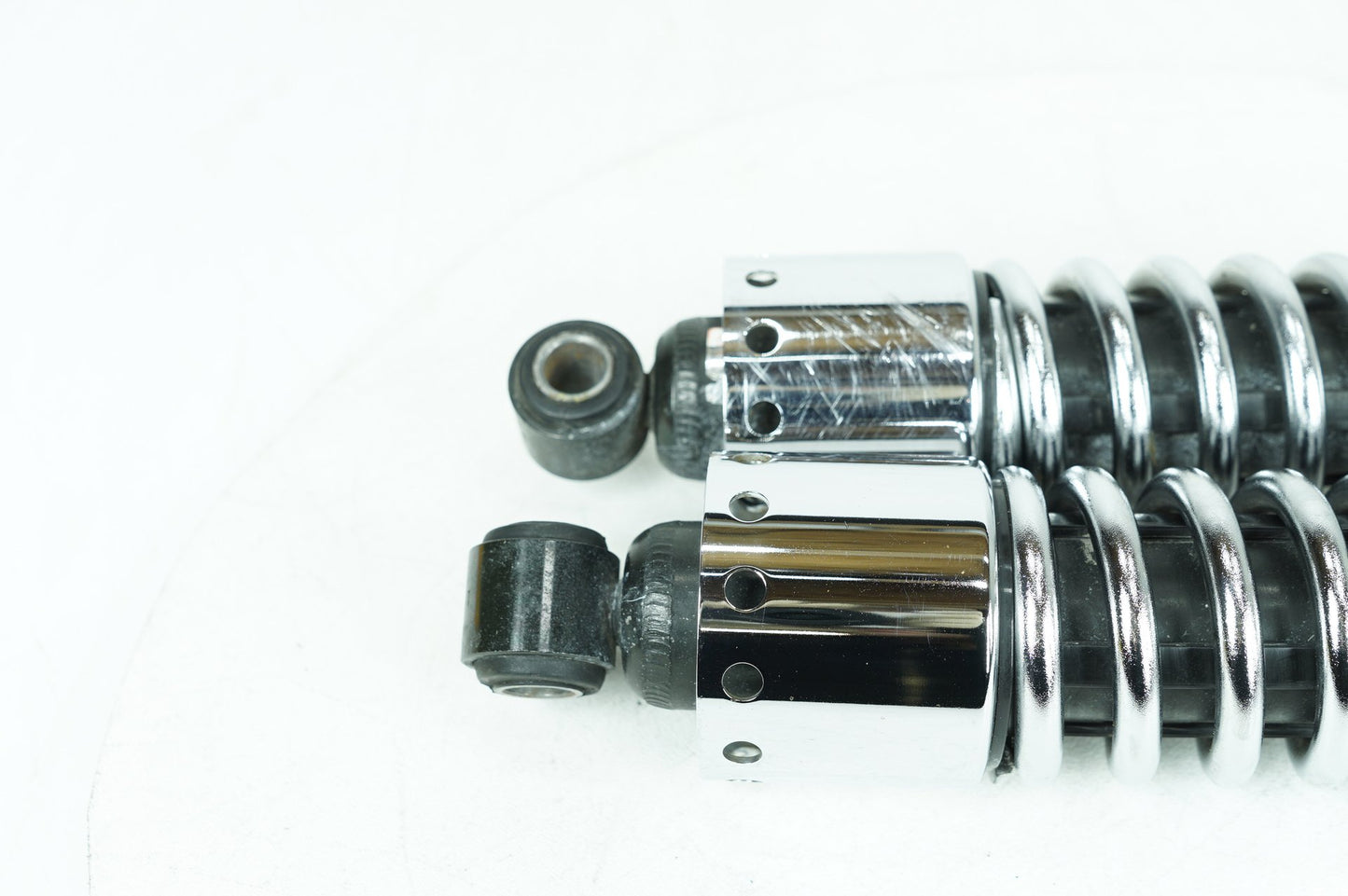 1999 - 2006 Harley-Davidson Dyna Low Rider Rear Left Right Shock Absorbers 54615-01