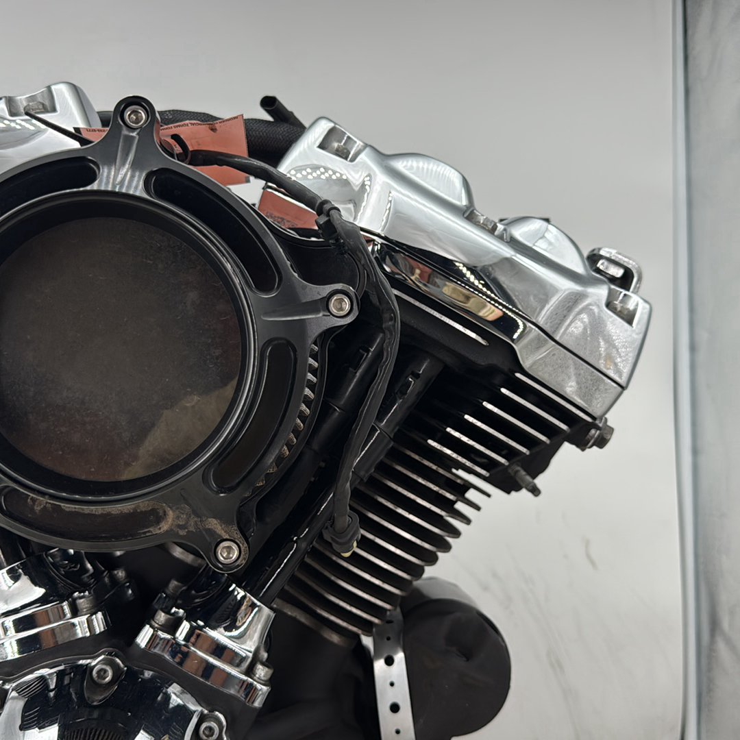 2018 Harley Electra Glide Touring Ultra FLHTCU OEM EFI Milwaukee M8 107 Engine Motor