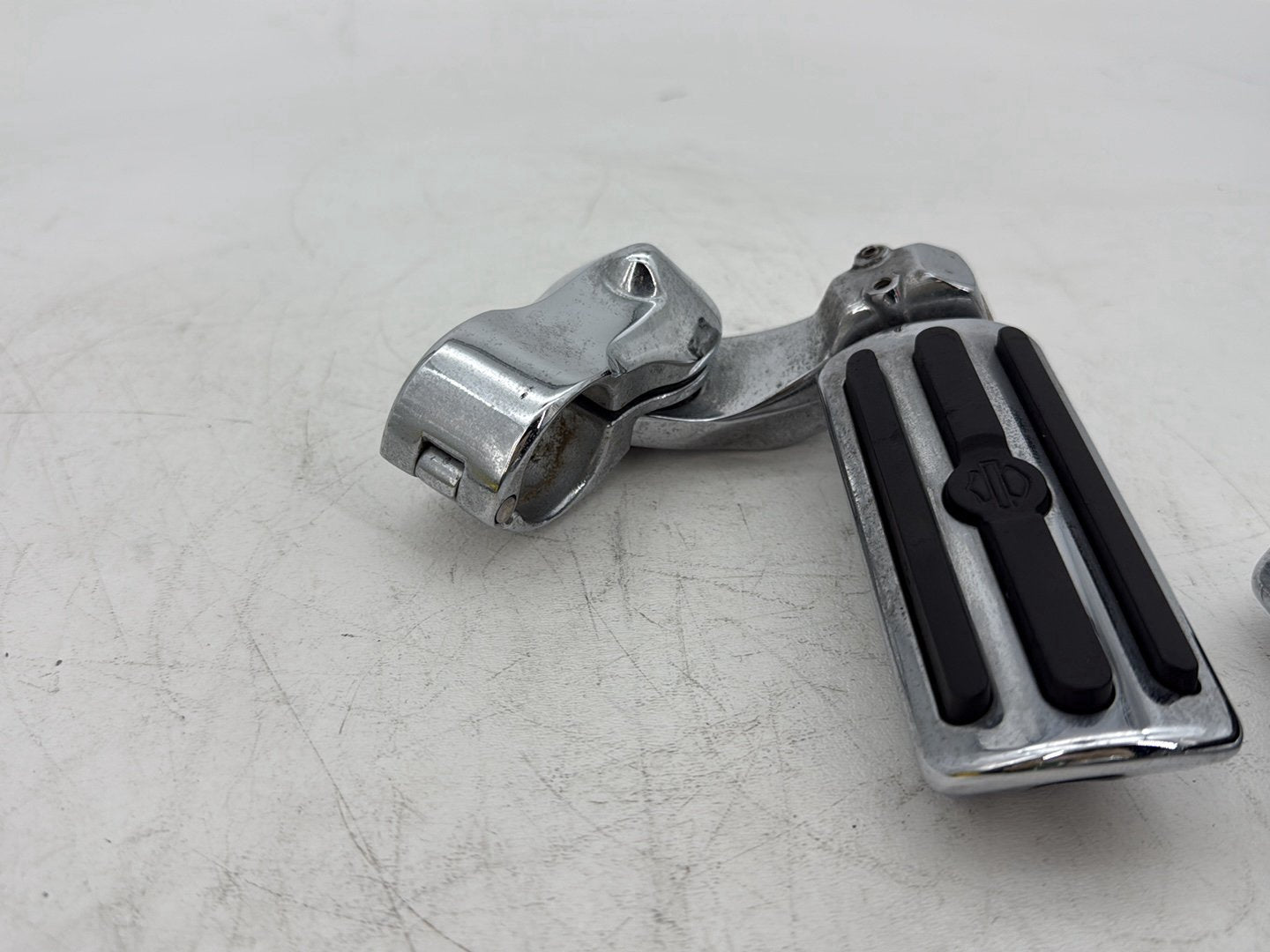 2008 Harley Touring FLHTCU Electra Glide Ultra OEM Front Right Left Highway Foot Pegs