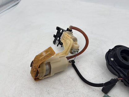 1999 - 2006 Harley-Davidson Dyna Super Glide Gas Gasoline Fuel Petrol Pump Sending 75243-04B