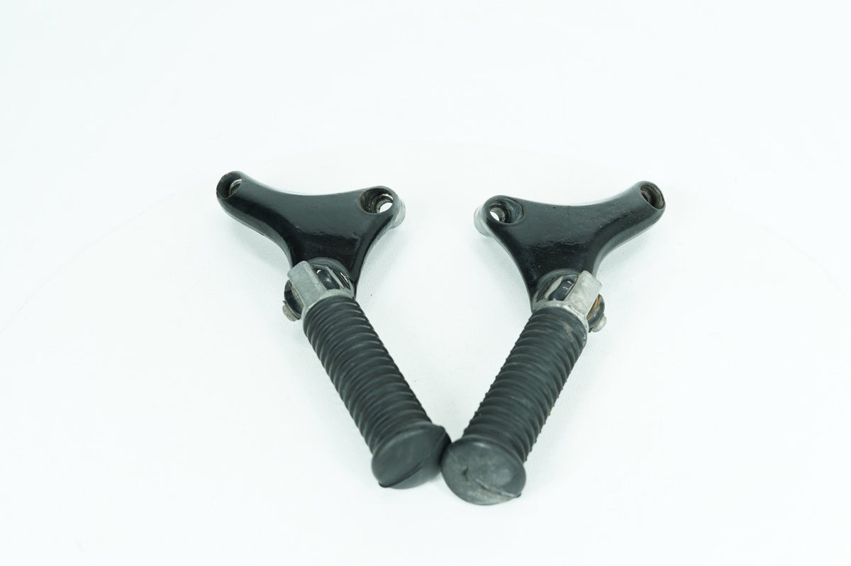 2008 Harley Sportster XL1200 C Anniversary OEM Passenger Left & Right Foot Pegs