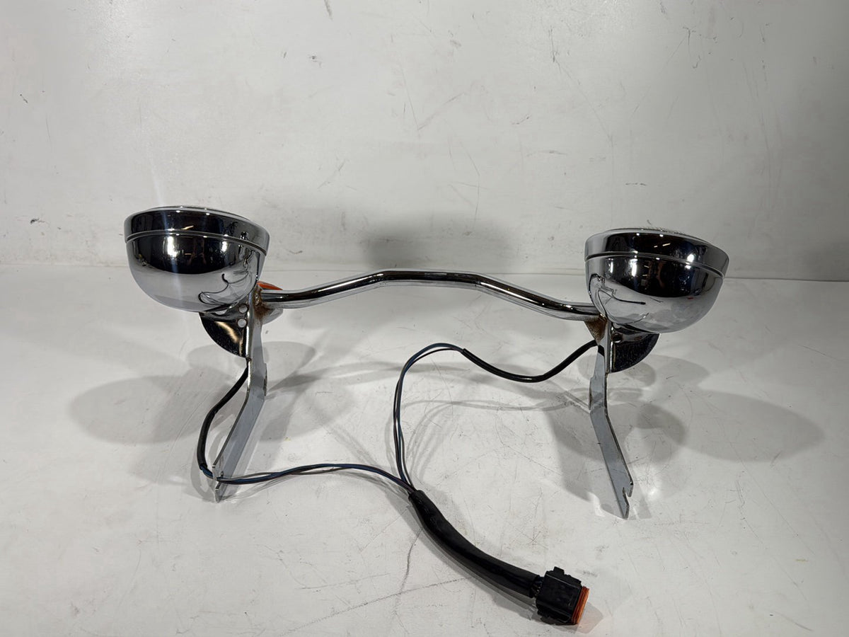 1996 Harley Electra Glide Touring FLHT OEM Front Turn Signal Indicators Aux Light Bar