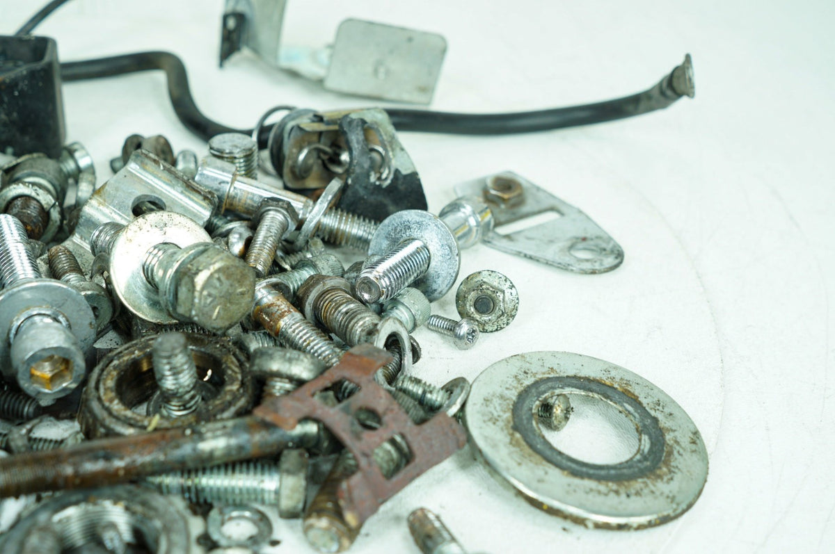 2007 Harley-Davidson Touring FLHTCUI - Hardware Bolts Nuts & Brackets