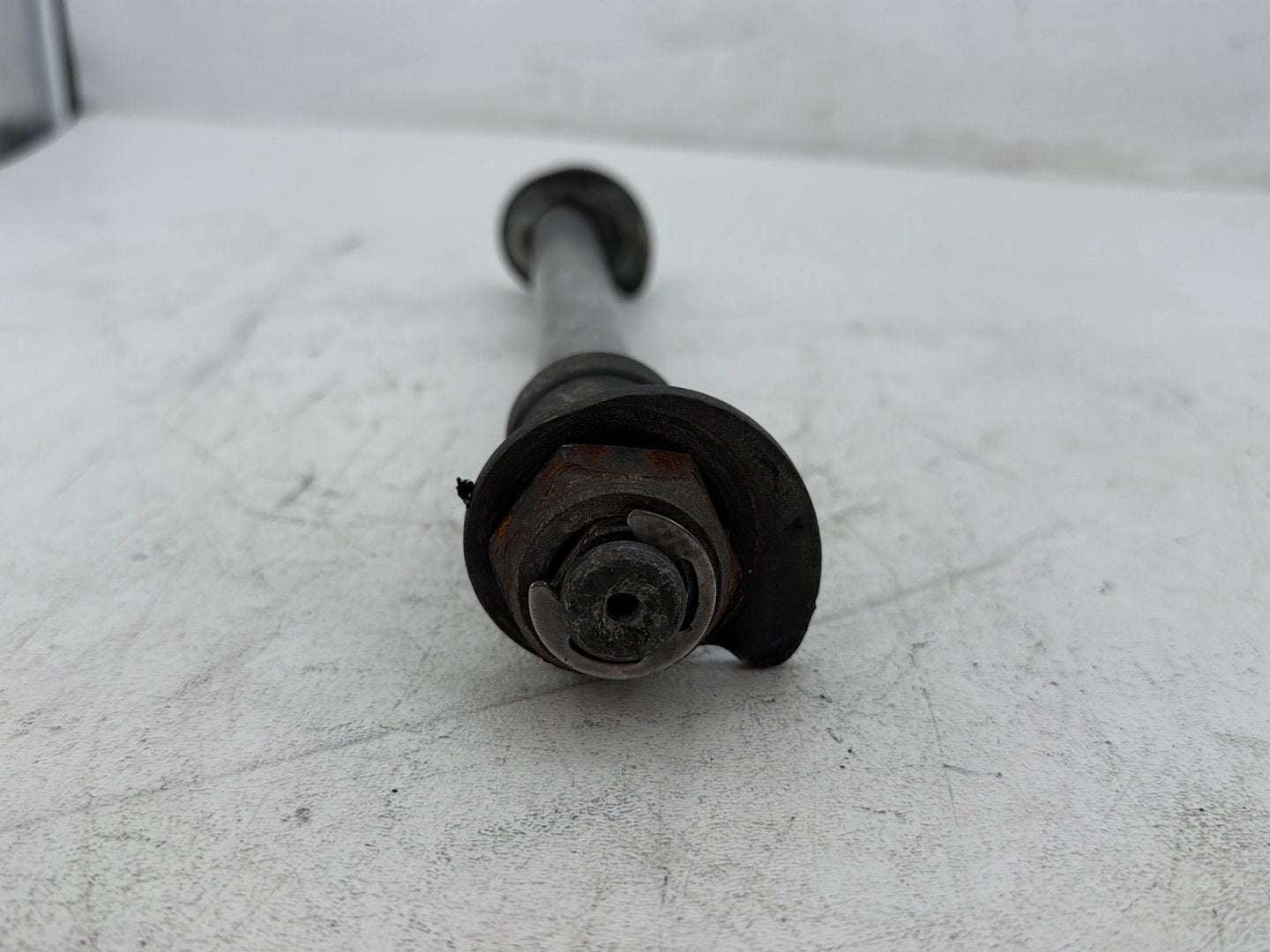2003 Harley Electra Glide Touring Ultra FLHTCUI OEM Rear Wheel Axle Bolt Shaft