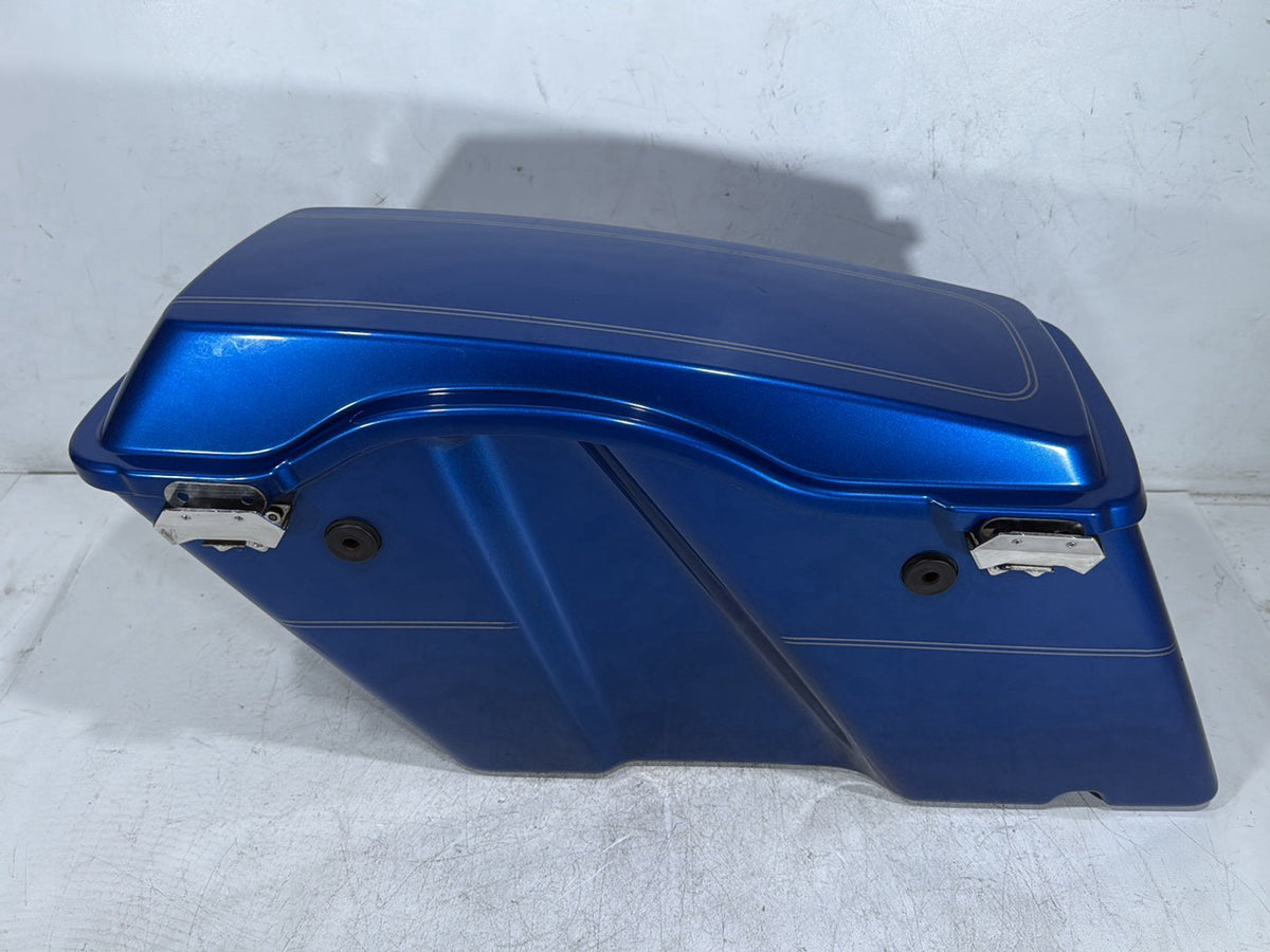 2007 Harley Electra Glide Touring Ultra OEM Right 1 Saddlebag Luggage NO Key