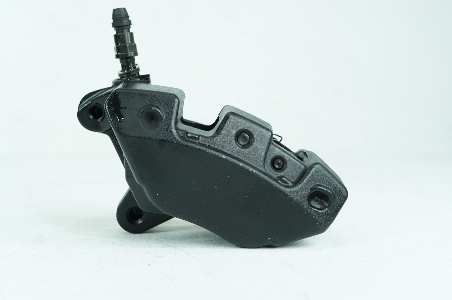 2007 - 2011 Harley-Davidson Touring Street Glide Front Right 1 Brake Caliper 44023-08