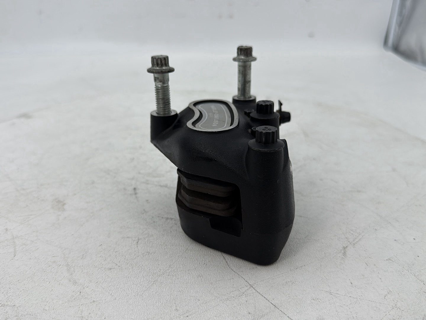 1999 - 2006 Harley-Davidson Touring Electra Glide Ultra Front Left 1 Brake Caliper 44046-00D
