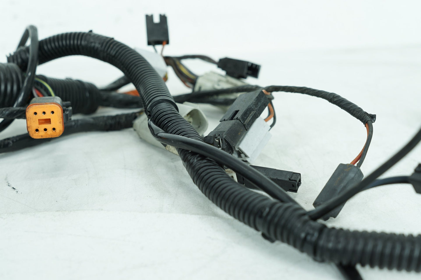2007 - 2011 Harley-Davidson Touring Street Glide Front Sub Wiring Harness Loom Interconnect 70232-10