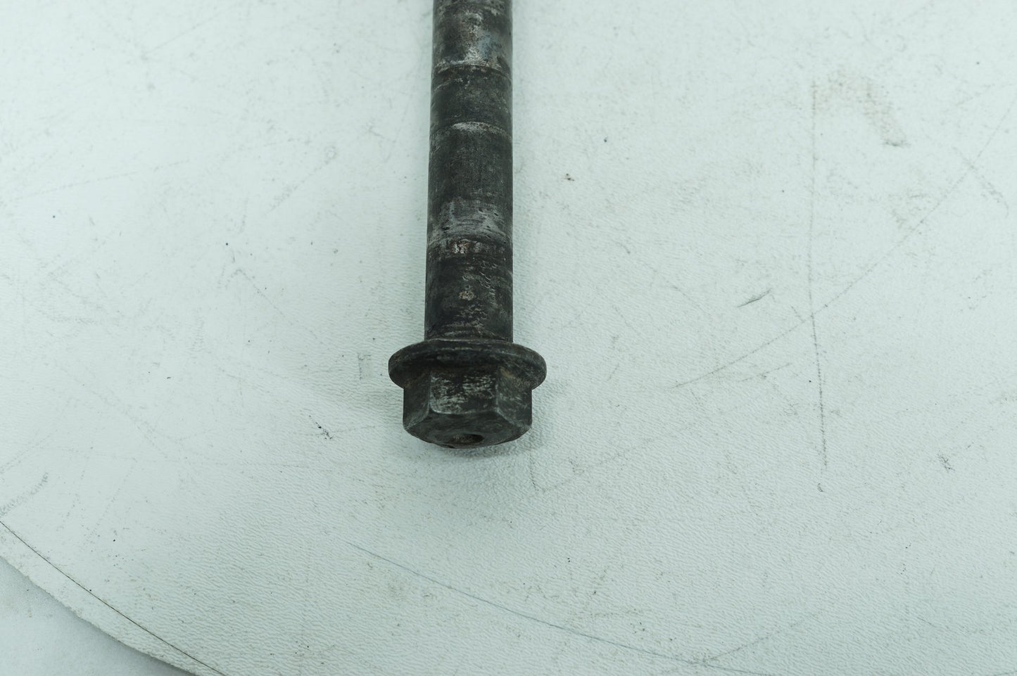 1999 - 2006 Harley-Davidson Touring Electra Ultra Classic Rear Wheel Axle Bolt Shaft 41110-89