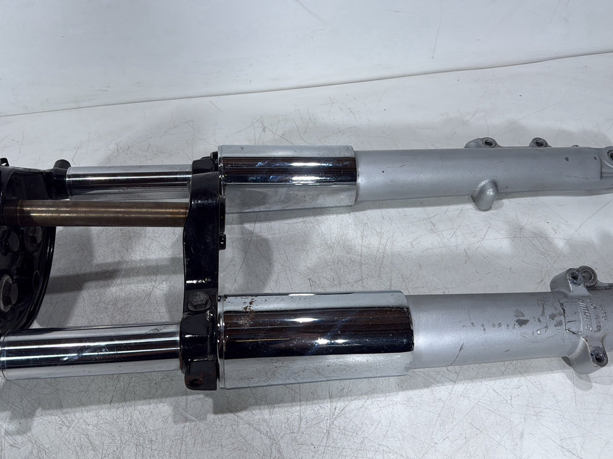 06 Harley Touring Road King OEM Front Triple Tree Set & LH RH Fork Legs Sliders