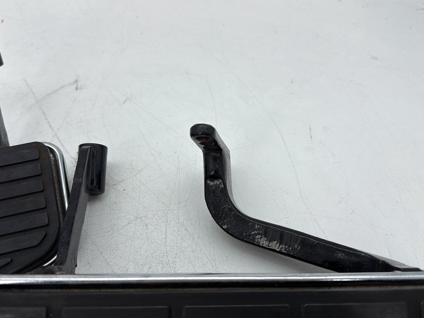 1996 Harley Electra Glide Touring FLHT OEM Left Right Driver Floorboard Foot Rest