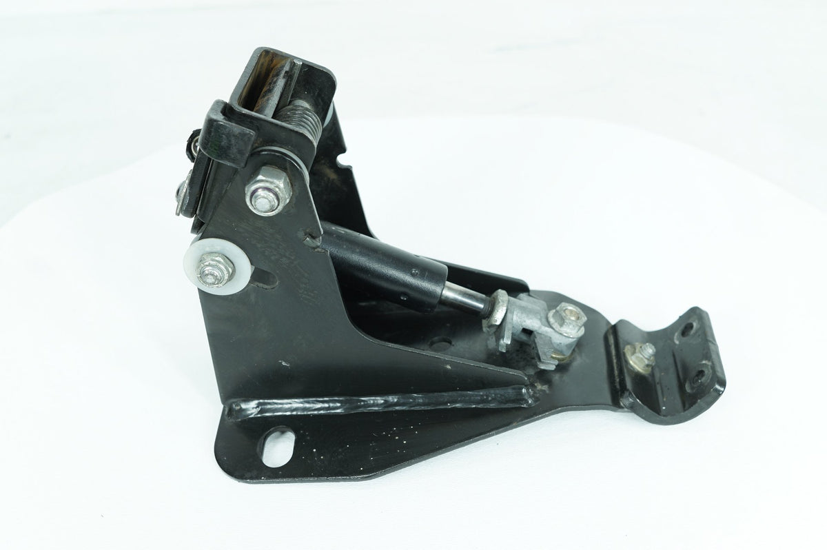 2010 Harley-Davidson Touring Electra Ultra Backrest Lift Mount 52482-01A