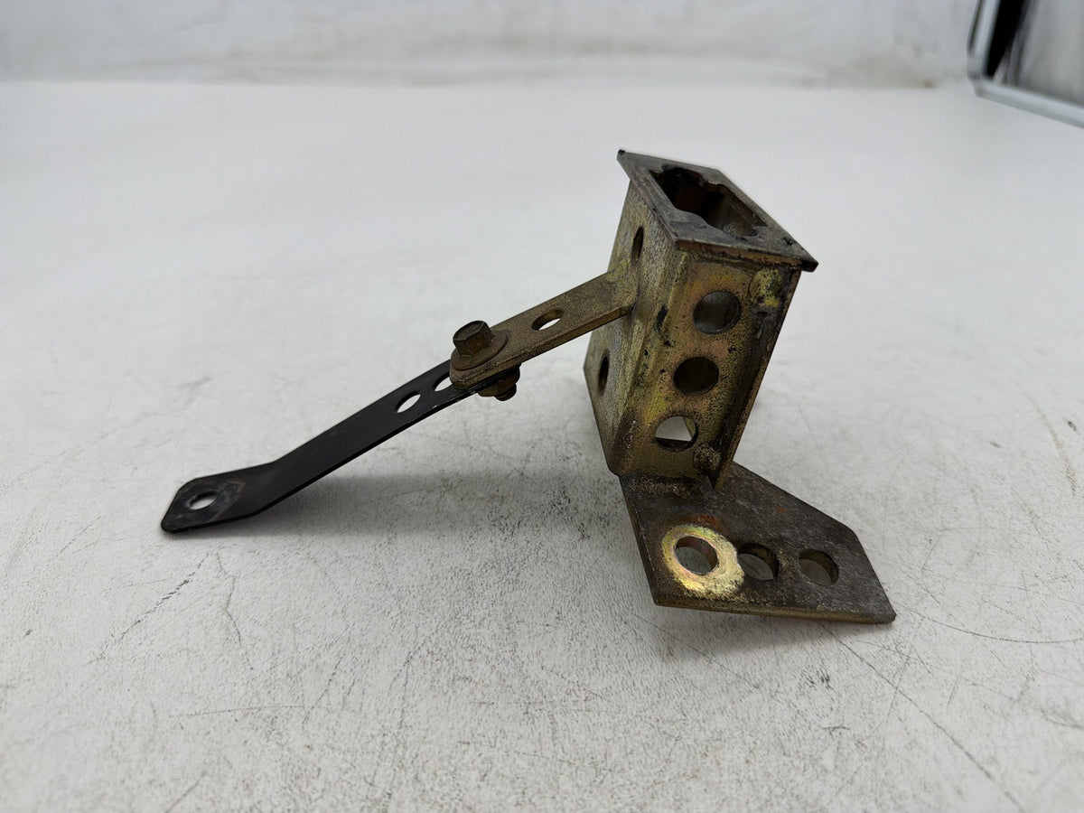 1993 Harley Electra Touring Sport Driver Rider Backrest Bracket Mount 52589-09A