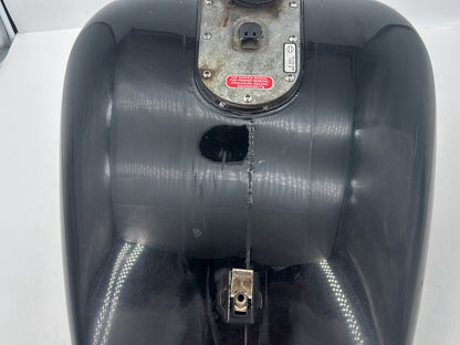 1999 - 2006 Harley-Davidson Touring Electra Glide Classic Fuel Gas Tank Gasoline Reservoir 61356-00
