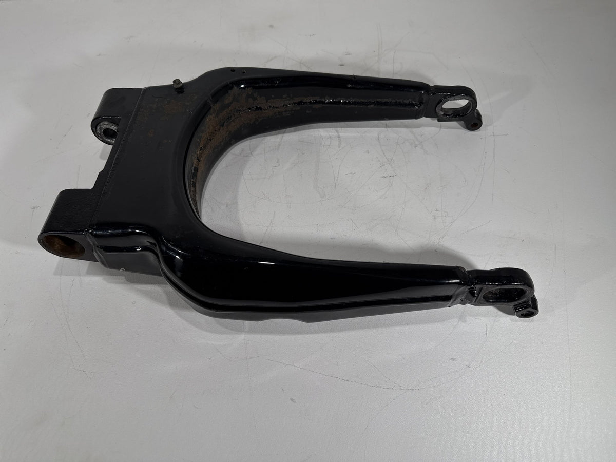2011 Harley Road King Touring FLHR OEM Rear Fork Swingarm Swing Arm