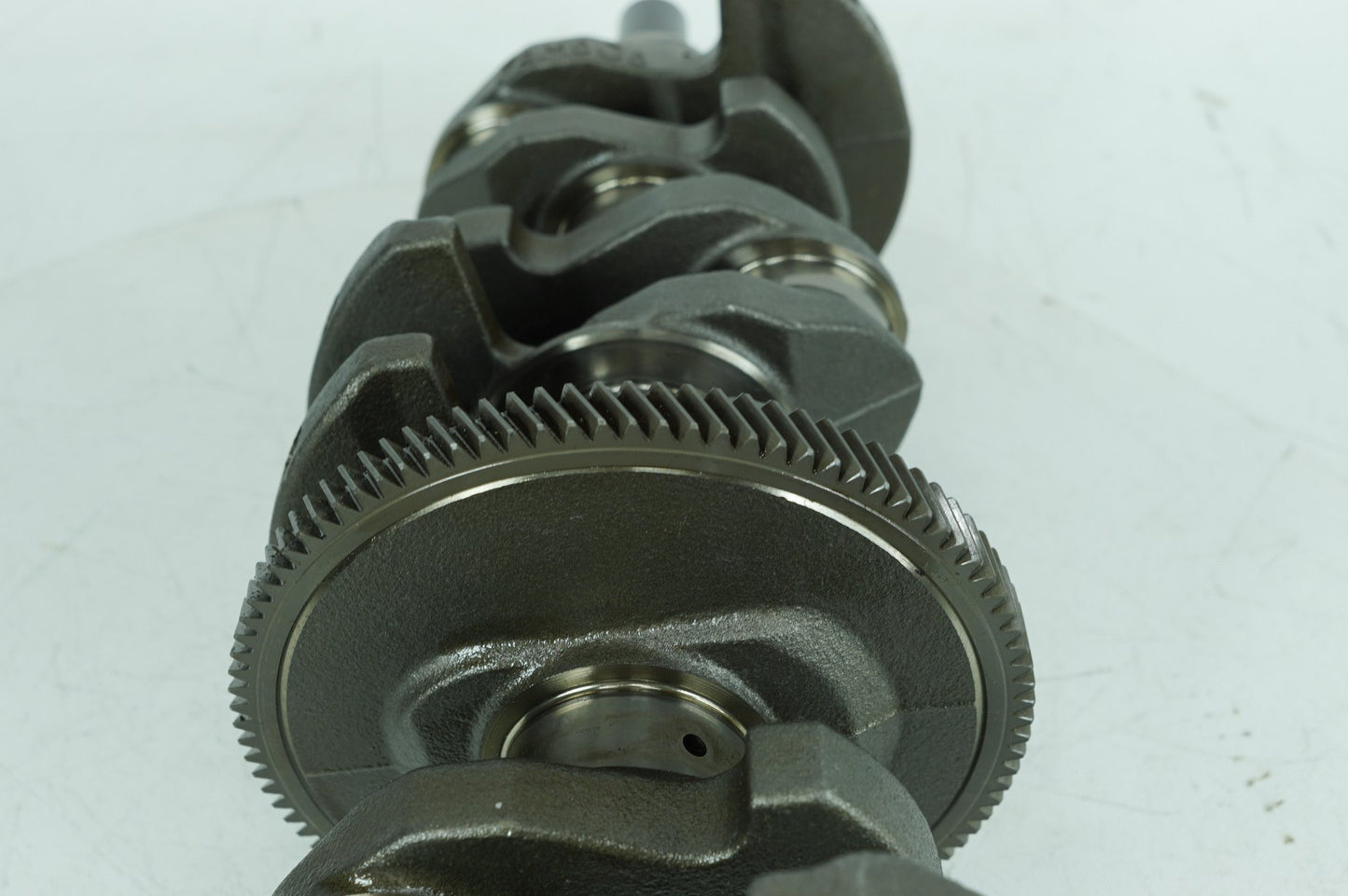 2013 - 2015 Jaguar XF  Crankshaft